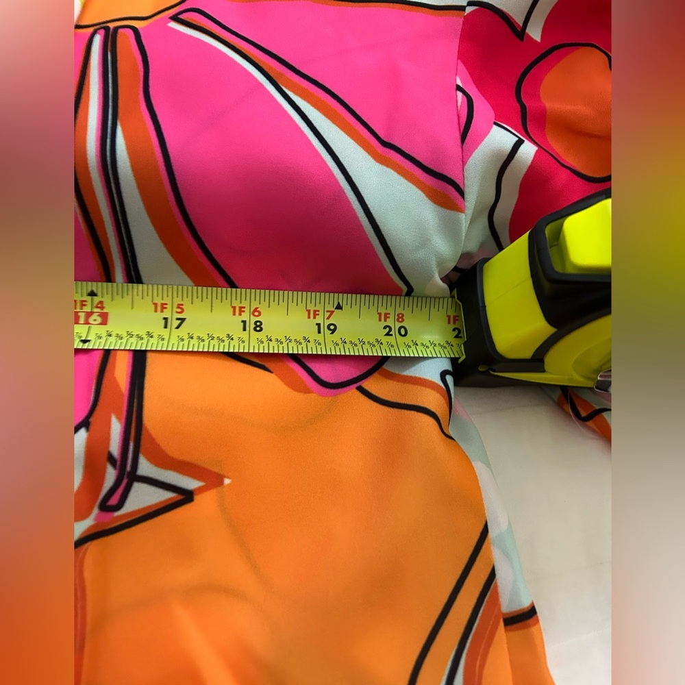 NWOT CROSBY by Mollie Burch Pink and Orange Floral Blouse, Size Large - Picture 11 of 15